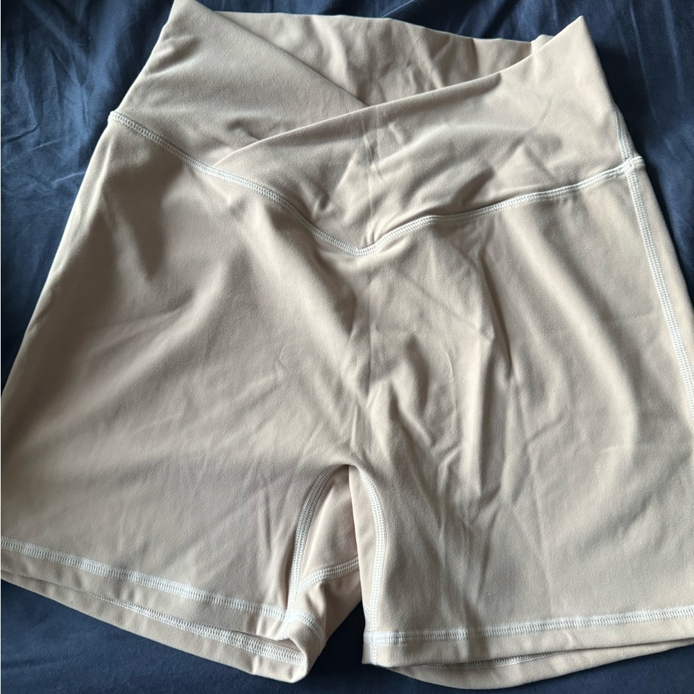 Women's Cream Shorts